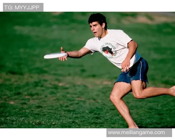 深圳飞盘队荣登全国飞盘配合排行榜第十名展现实力与团队默契